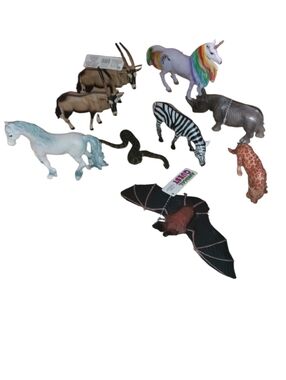 Animal Quest 9 Piece Toy Lot